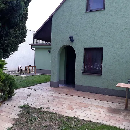 Holiday home Dum V Lednici